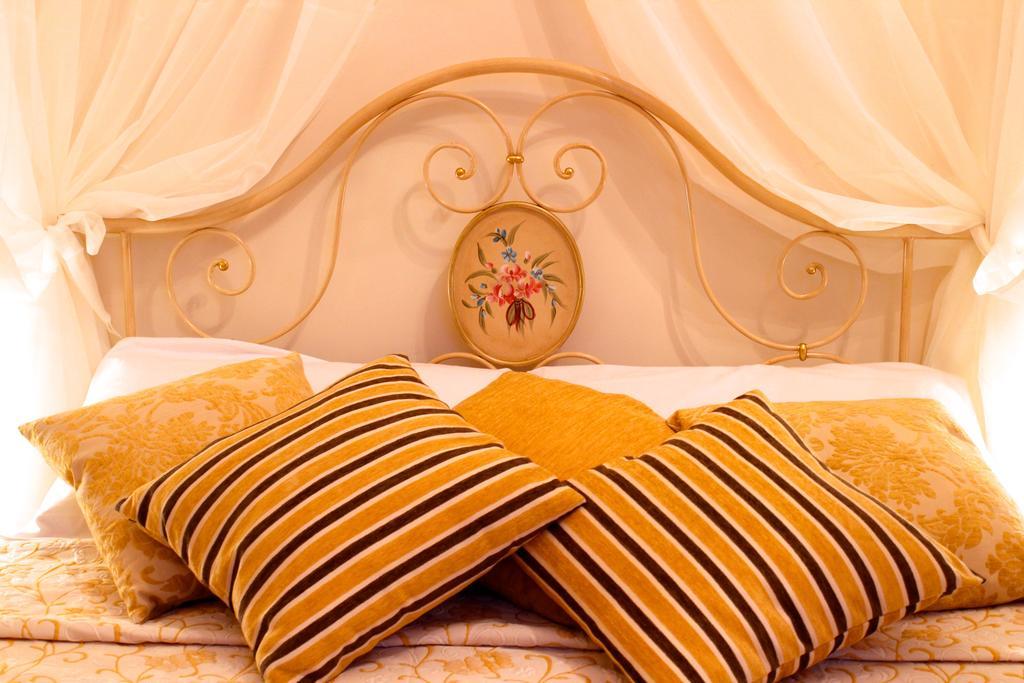 Bed and Breakfast Il Castello Del Re Битонто Экстерьер фото