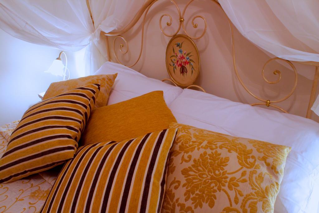 Bed and Breakfast Il Castello Del Re Битонто Экстерьер фото