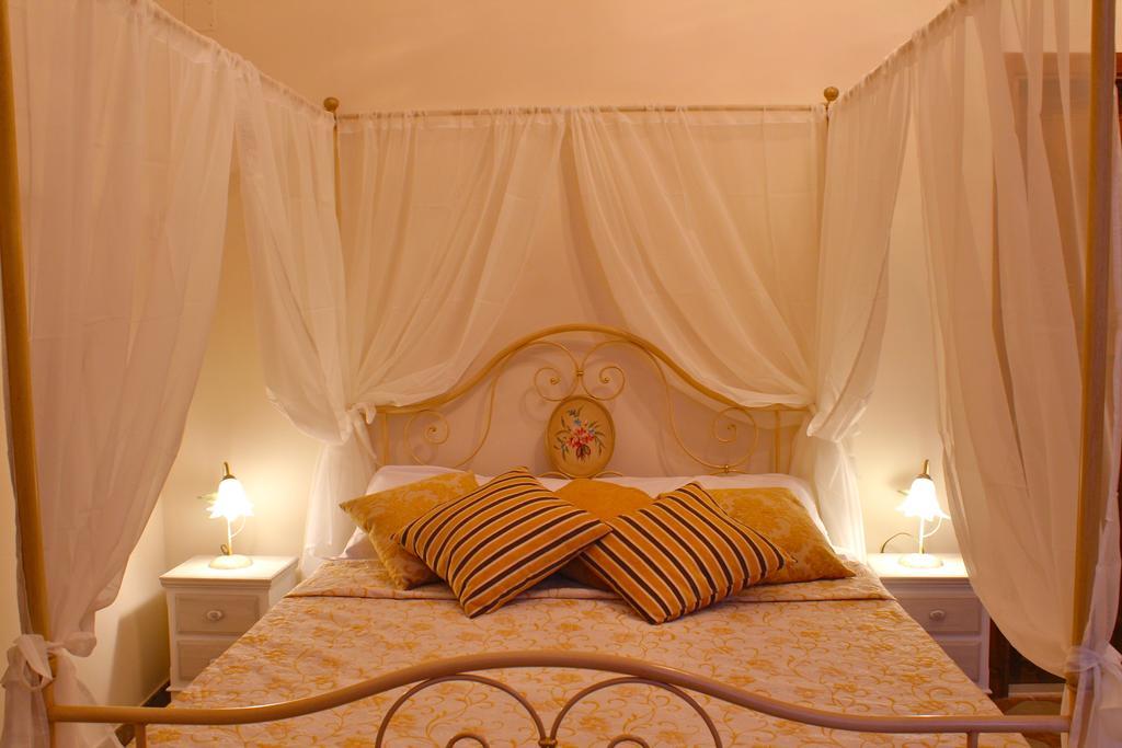 Bed and Breakfast Il Castello Del Re Битонто Экстерьер фото